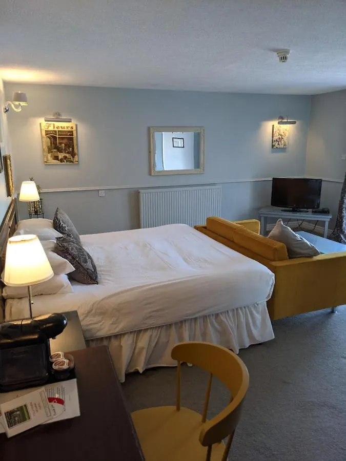 Manor Court Hotel Carnaby