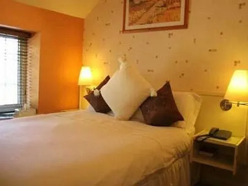 Manor Court Hotel Carnaby
