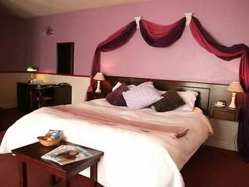 Manor Court Hotel Carnaby 3*,  영국
