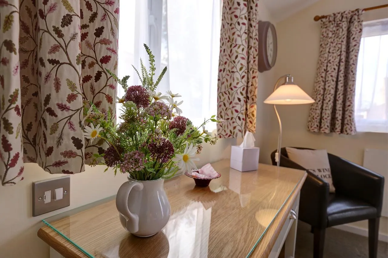 Manor Court Hotel Carnaby
