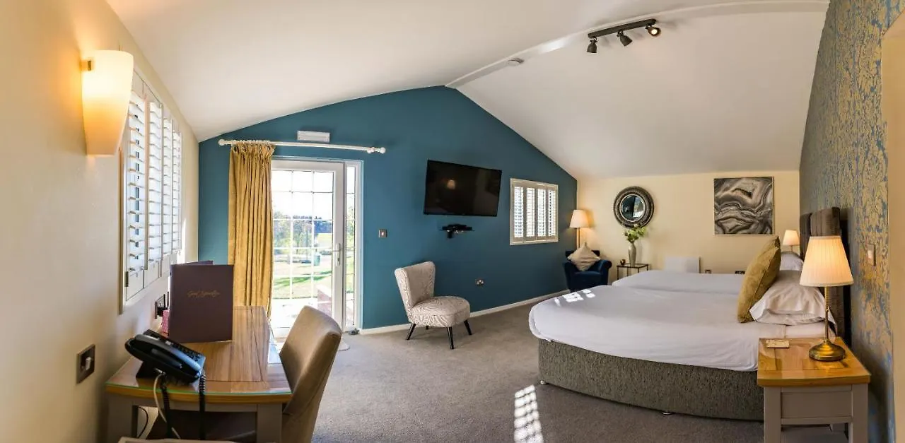 Manor Court Hotel Carnaby 영국